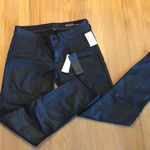 Dl1961 River Black Coated Jeans